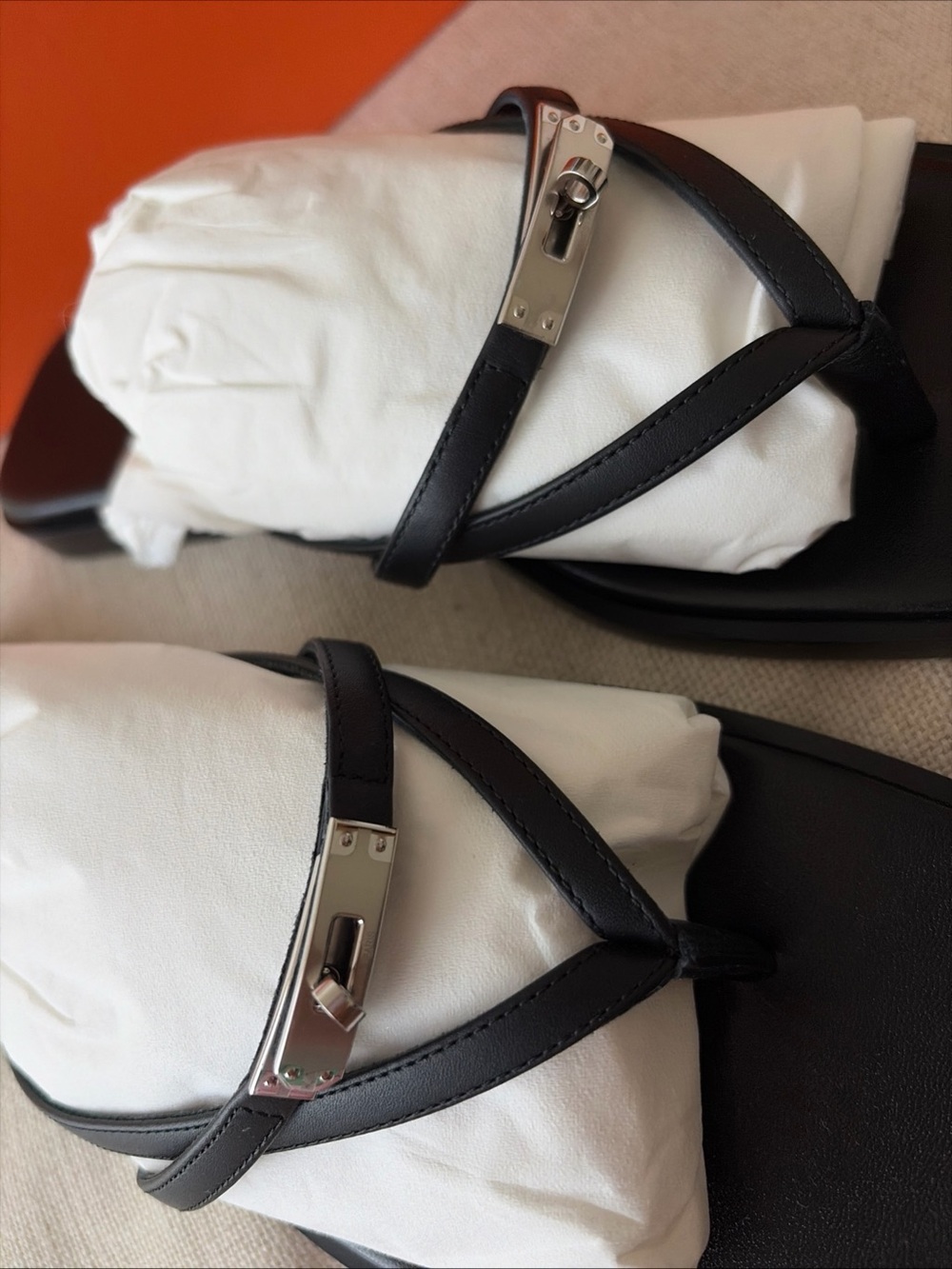 Hermes Miss sandal Black Leather Thong Slide Sandals with Silver Hardware - Picture 3 of 4